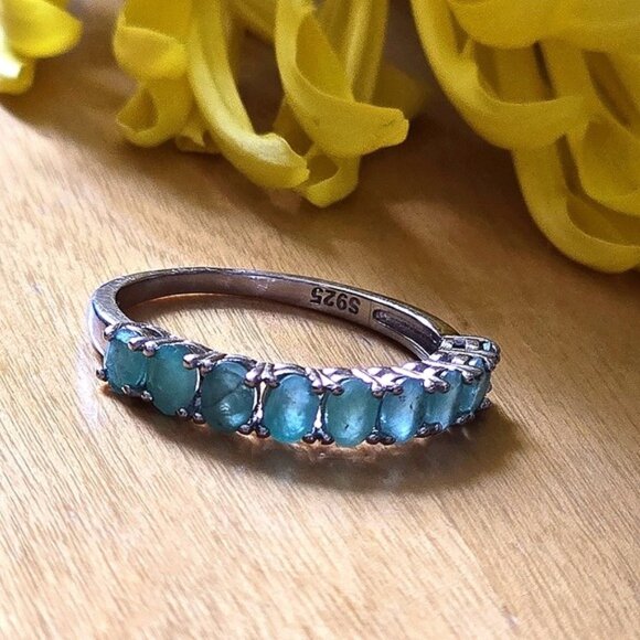 Natural Emerald 925 Sterling Silver Band SZ 8.75 - Picture 1 of 1